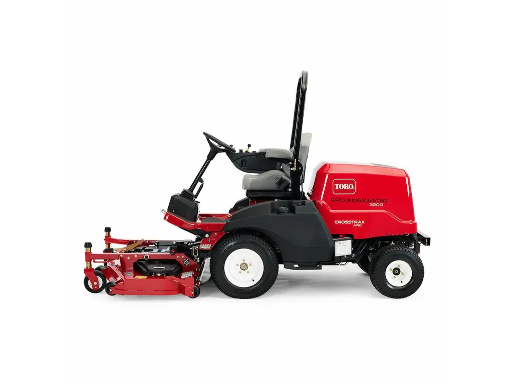 Toro Groundsmaster® 3200 – 18,4 kW (24,7 cv) 2RM 2026