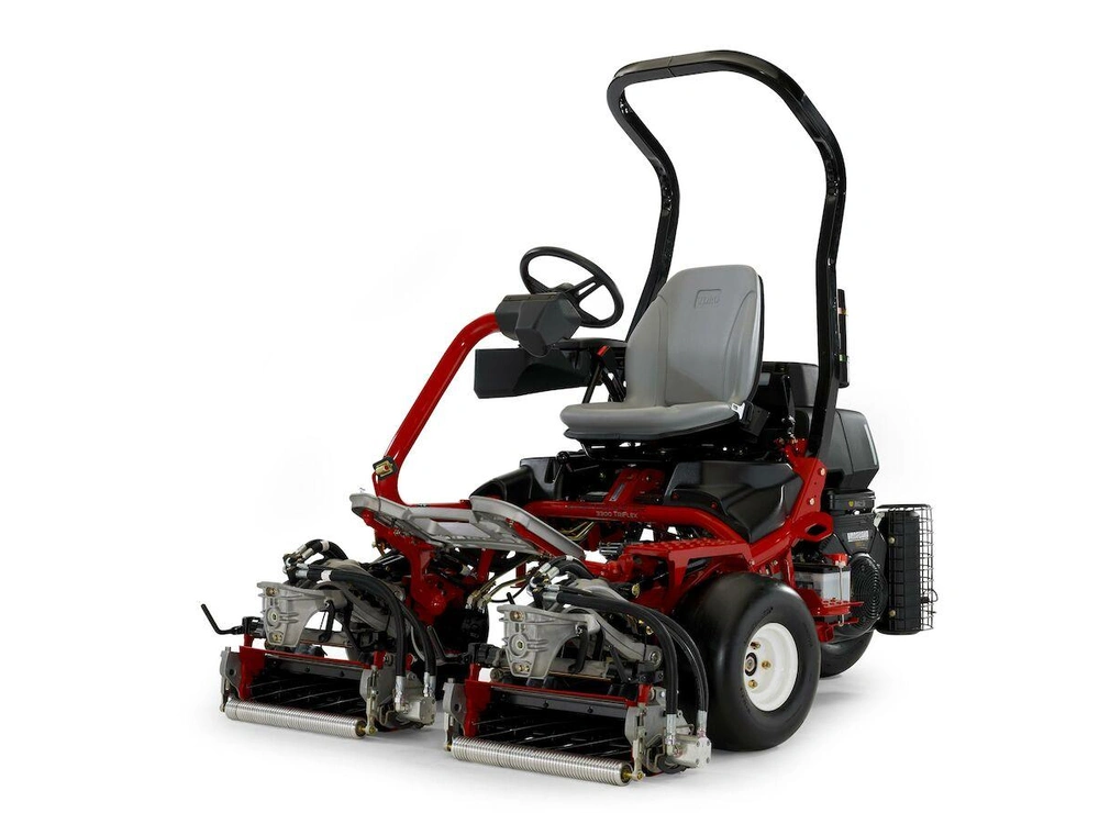 2026 Toro Greensmaster® TriFlex™ Series Greensmaster® TriFlex™ 3300 alt