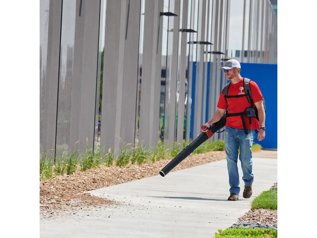 Toro Canon souffleur de feuilles électrique Revolution® de 60 V MAX* et 20,6 m³/min (730 pi³/min) sans balais – batterie non incluse 2026