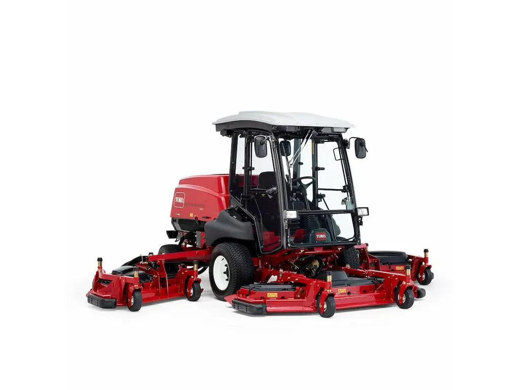 Toro Groundsmaster® 5910 avec cabine de sécurité toutes saisons 2026