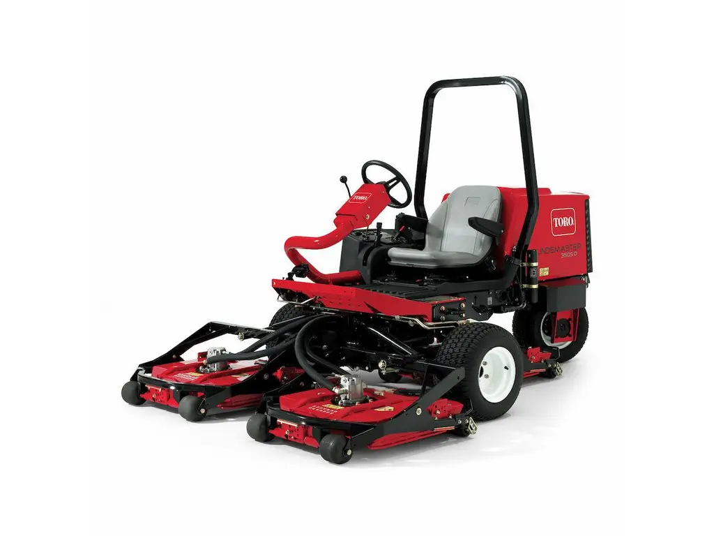 Toro Groundsmaster® 3505-D à moteur diesel avec tabliers Contour fixes 2026