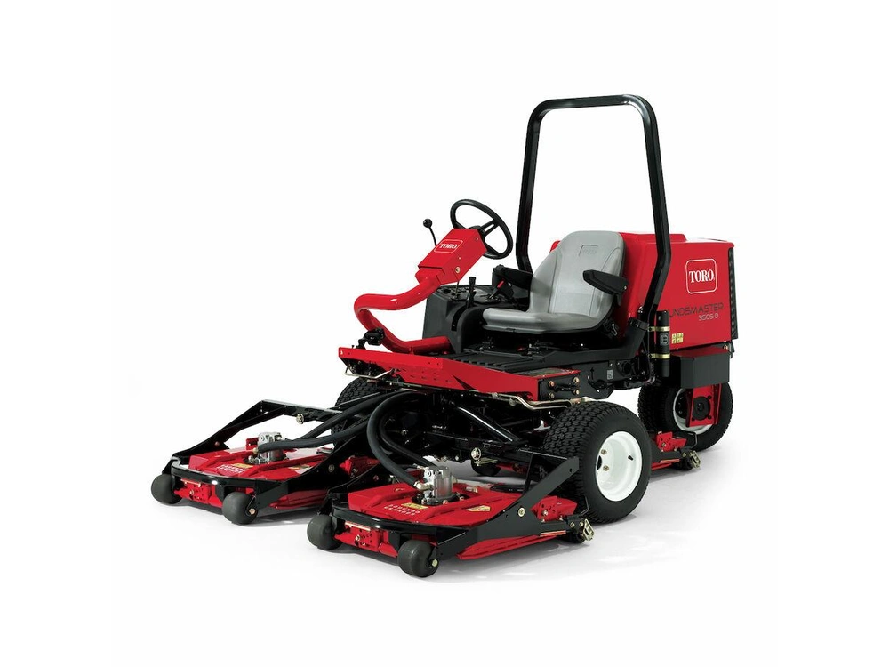 2026 Toro Groundsmaster® 3500 Series Groundsmaster® 3505-D Diesel Powered with fixed Contour Decks