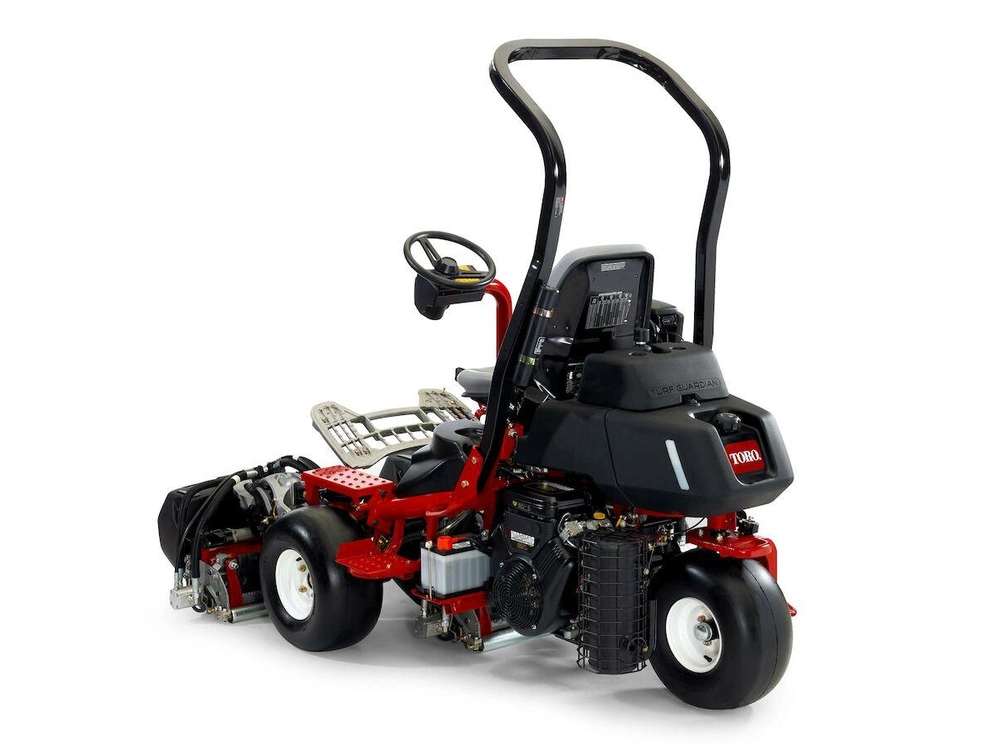 2026 Toro Greensmaster® TriFlex™ Series Greensmaster® TriFlex™ 3300 alt