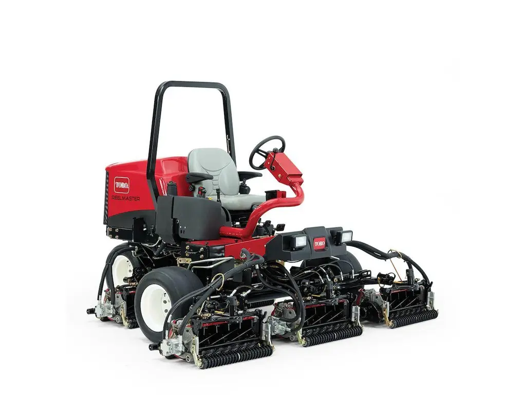 Toro Reelmaster® 3575-D avec cylindres de coupe de 17,8 cm (7 po) 2026