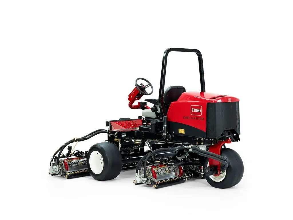 Toro Reelmaster® 3575-D avec cylindres de coupe de 17,8 cm (7 po) 2026