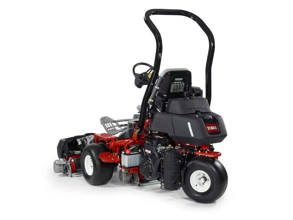 Toro Greensmaster® TriFlex™ 3320 à essence avec cylindres électriques 2026