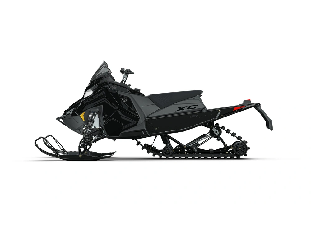 Polaris INDY XC 650 INDY XC 137 avec écran 7S Gloss Black 2027 alt