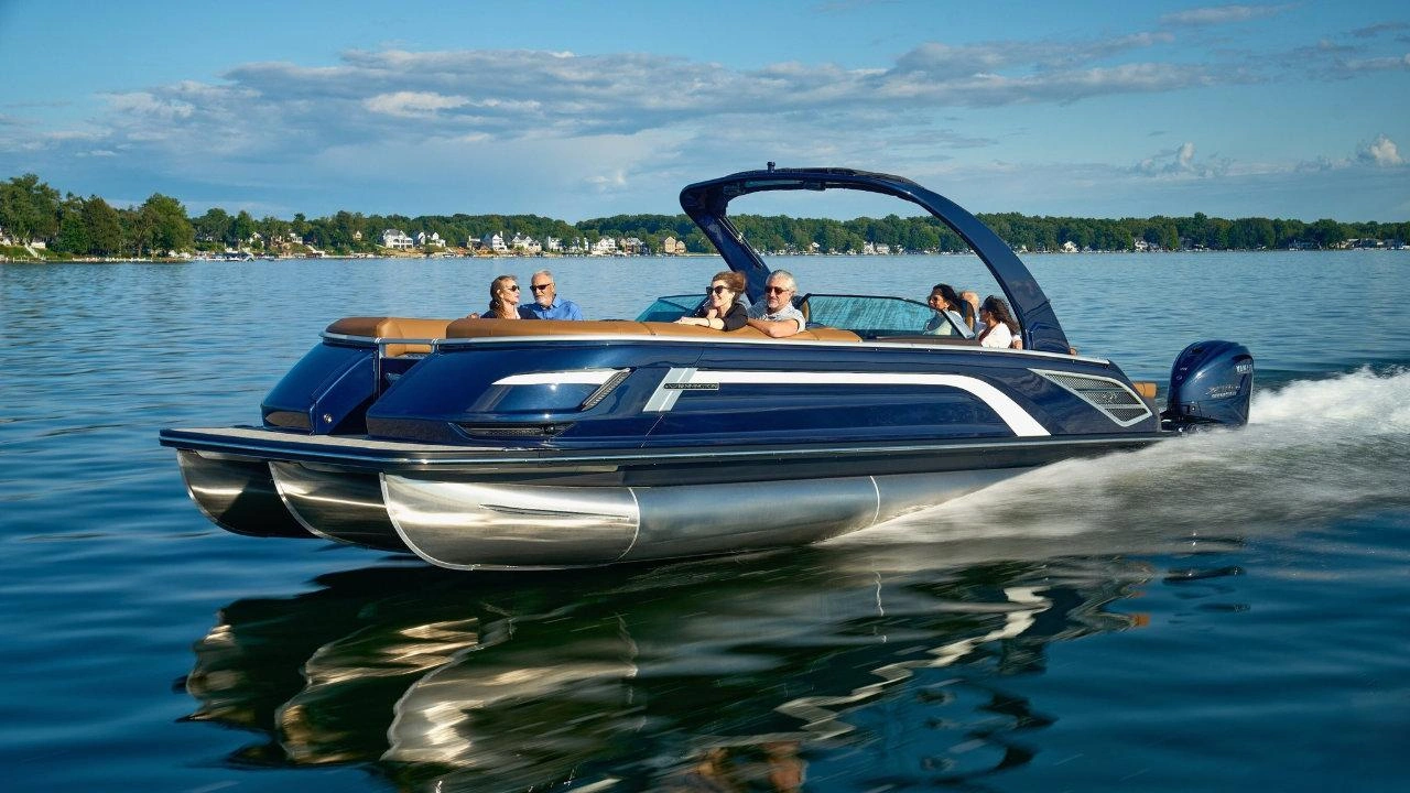 vue latérale avant d'un ponton Bennington 20 S Cruise