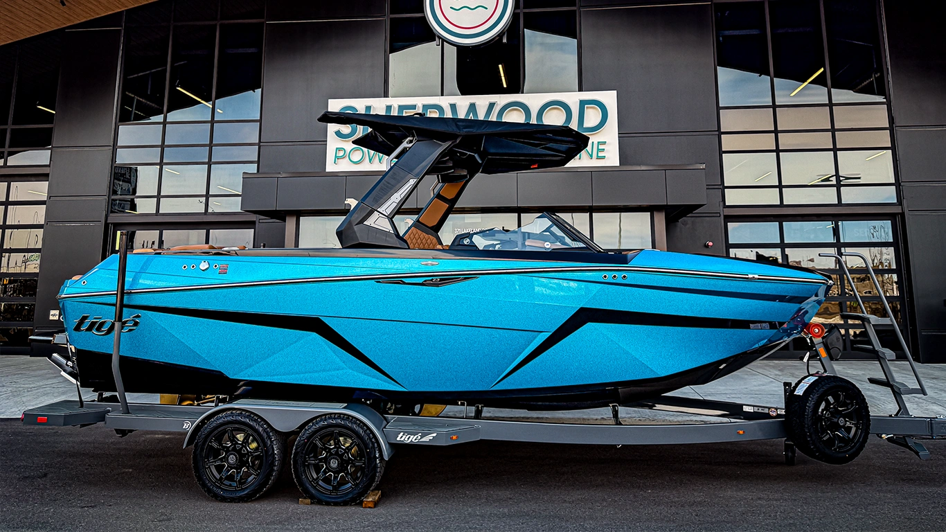 Tige Surf Boats