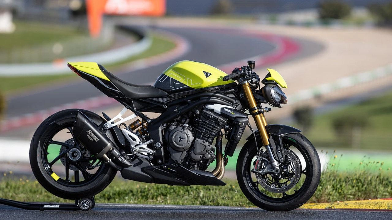 side view of a Speed Triple 1200