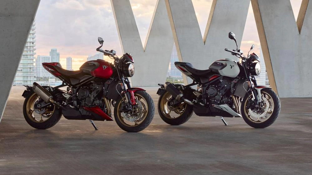 vue latérale avant d'un Triumph Trident