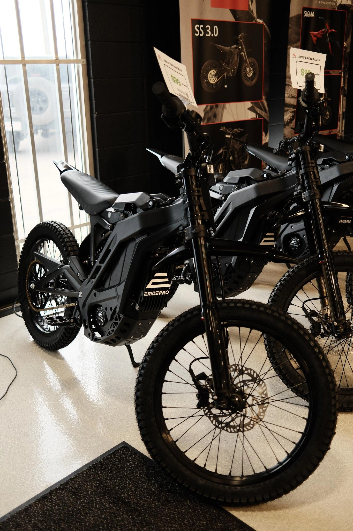 IMAGE: E Ride Pro SR electric dirt bike detail shot