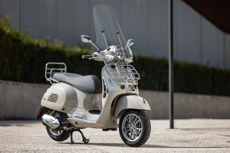 Vespa GTS
