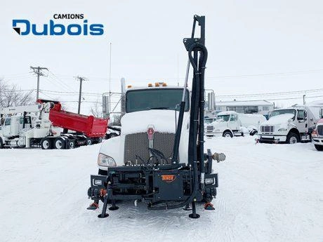 10-wheel truck with extendable watering arm