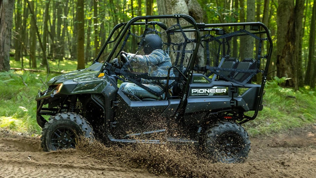 Honda Pioneer 700 offrant un équilibre entre travail et loisir