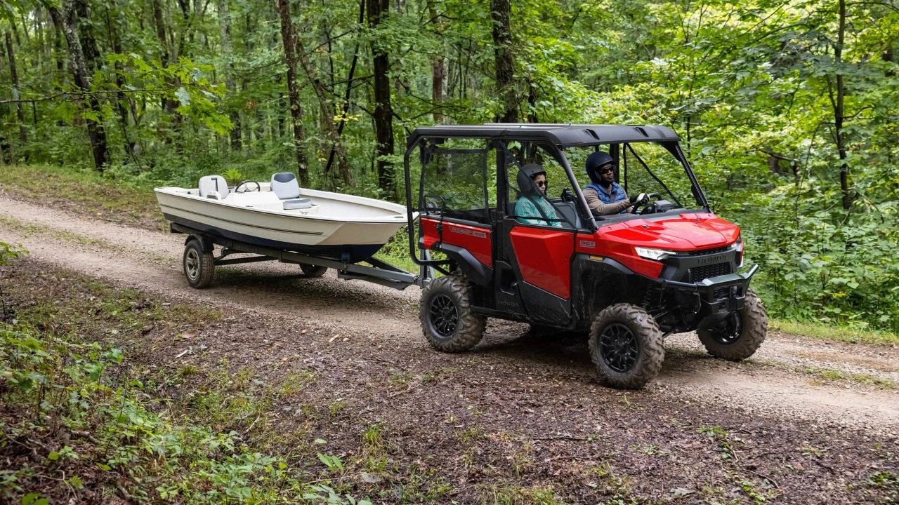 Honda Pioneer 1000-5 avec sièges escamotables pour toute la famille