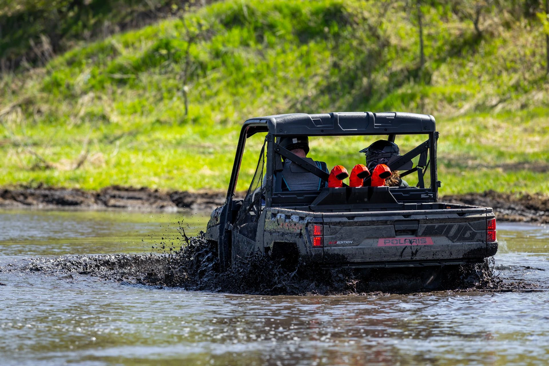 2027 Polaris Ranger XP 1000 Mud Edition