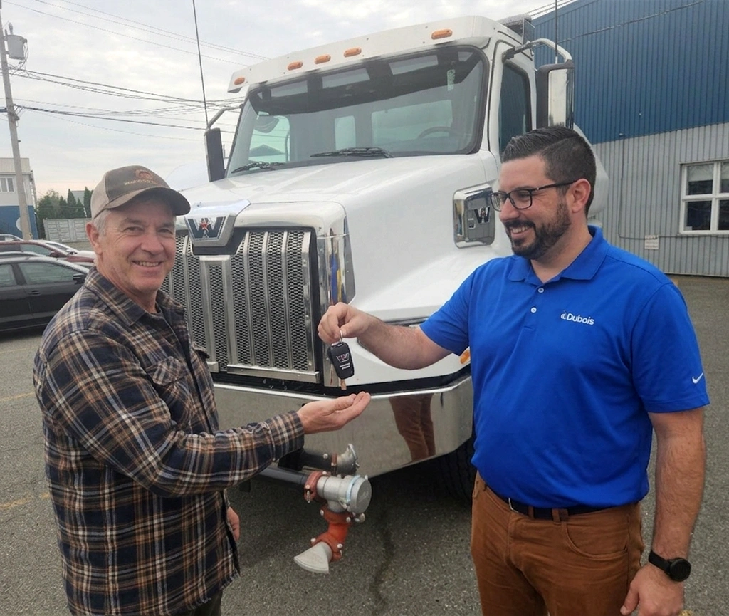 DUBOIS TRUCKS ACCOMMODATION SALE
