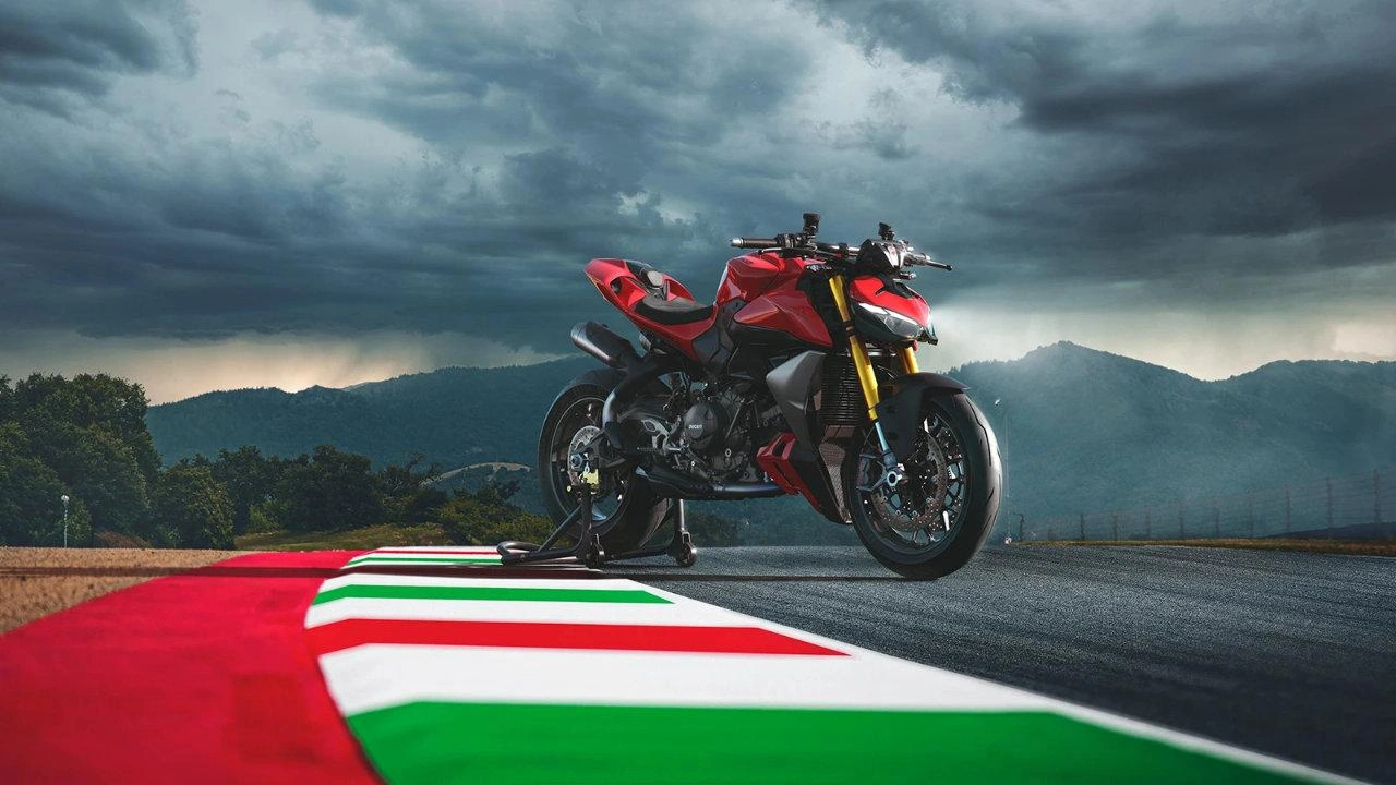 Ducati Streetfighter V4 naked sport motorcycle with aerodynamic winglets