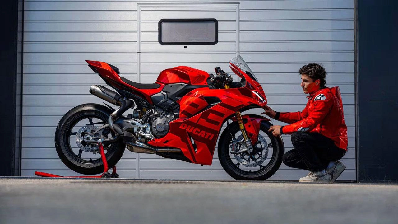 Special edition Ducati Panigale V2 MM93 Marc Marquez tribute