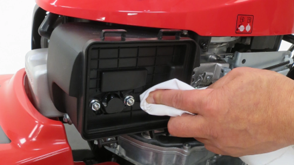 Maintenance des filtres et de l'huile a moteur Honda