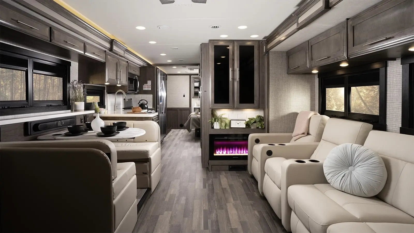 Intérieur Precept 34G