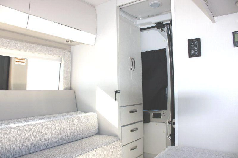 Douche et salle de bain humide du Jayco Swift 20T 2026.