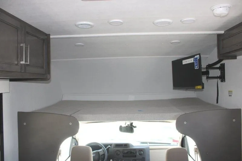 Espace arrière du Jayco Redhawk SE 22EF avec coussins de couchage.