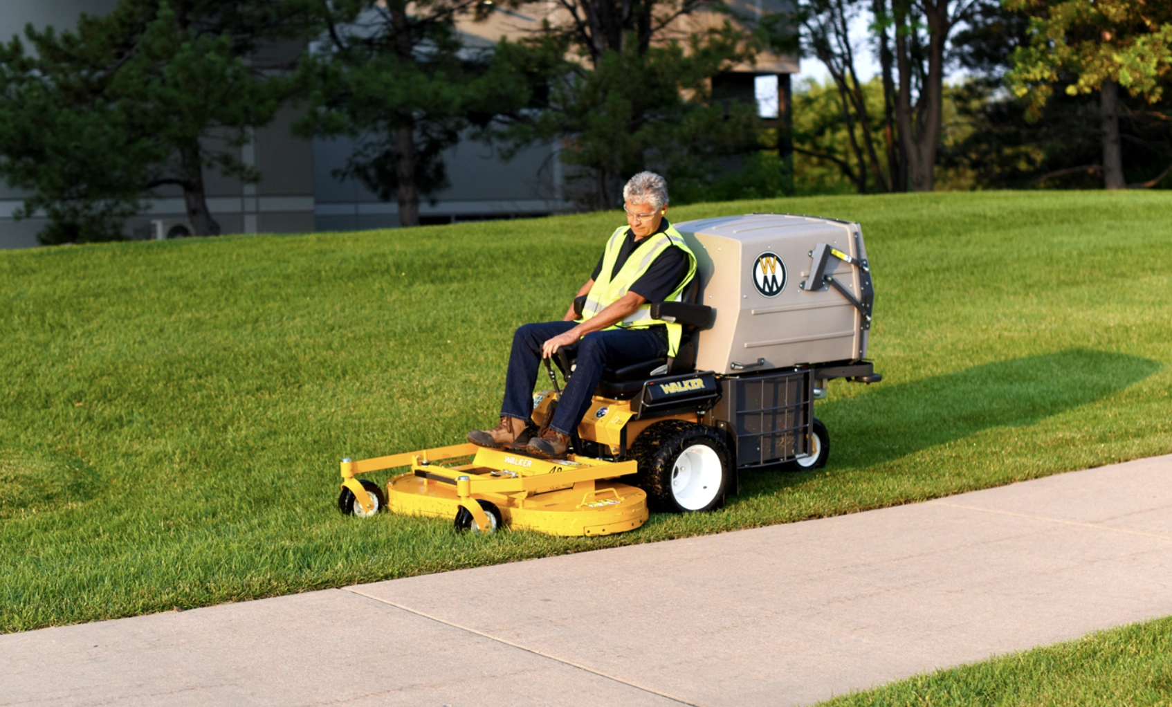New Walker Model D Zero-Turn Lawn Mower For Sale Near Missoula, Montana | Penco Power Products