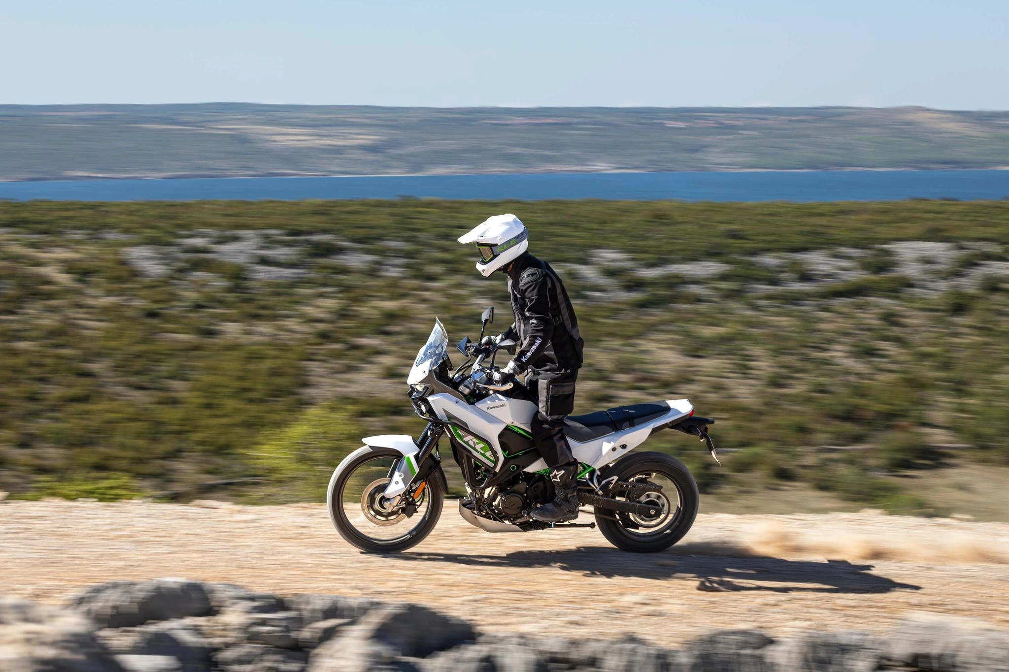 2027 Kawasaki KLE500 rally-inspired adventure motorcycle