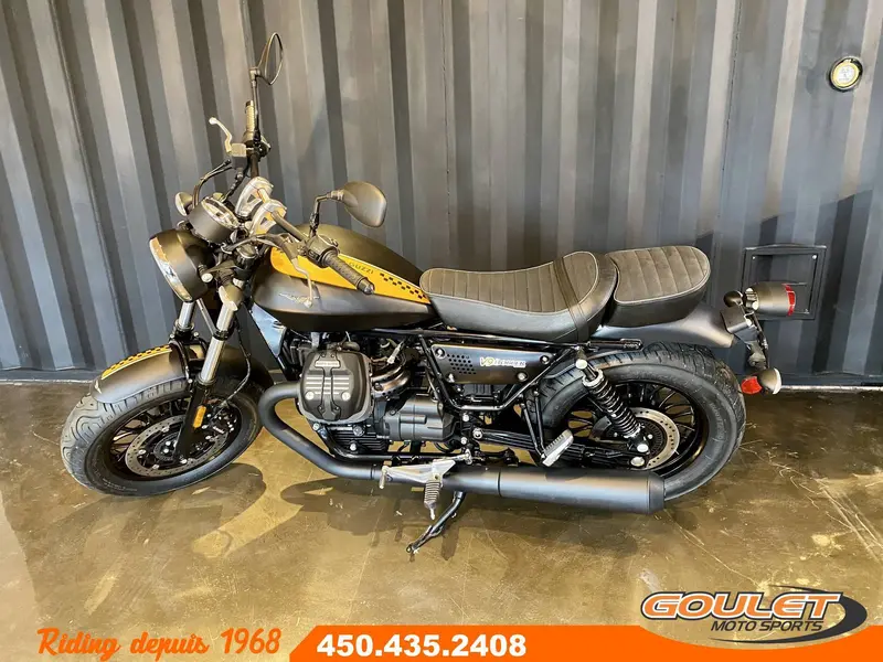 2017 Moto Guzzi V9 Bobber Liquidation thumbnail 11