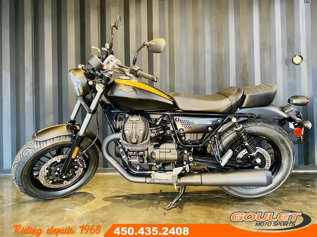 New 2017 Moto Guzzi V9 Bobber in Sainte-Thérèse Goulet Moto