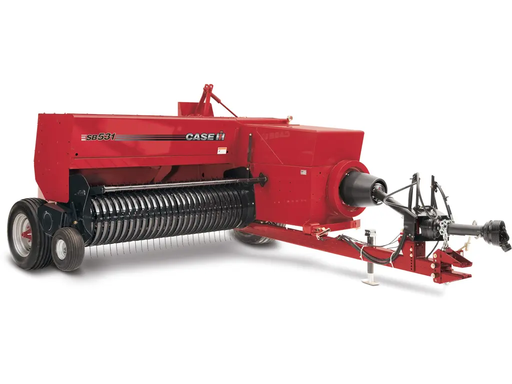 Case IH PRESSES BALLES CARRÉES SB 