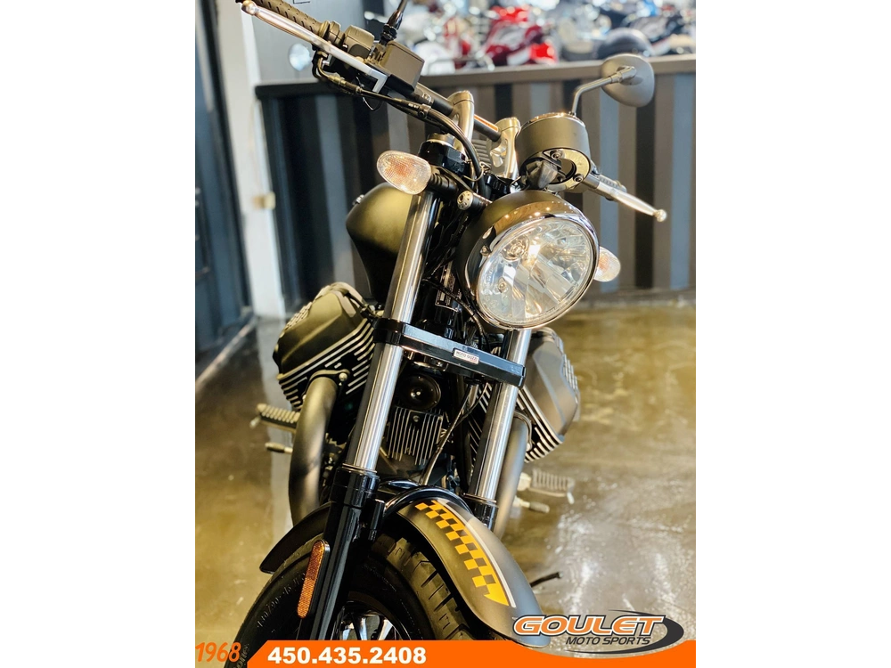 Moto Guzzi V9 Bobber Liquidation 2017 alt