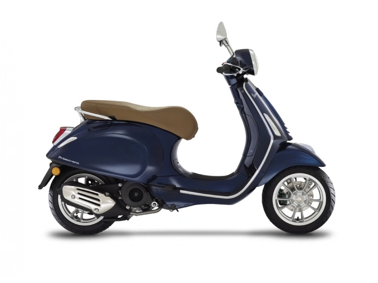 Vespa Primavera 50 2022 alt