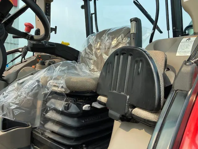 Case IH Farmall 105U 2016