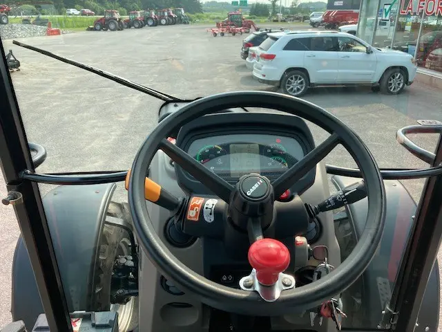 Case IH Farmall 105U 2016