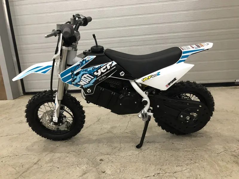 2022 YCF 50E thumbnail 3