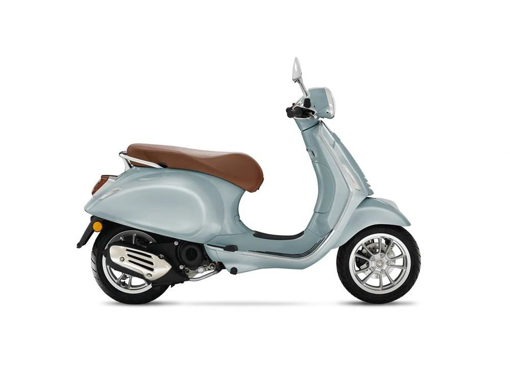 2022 Vespa Primavera 50 alt