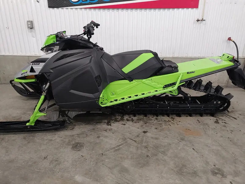 2018 Arctic Cat M8000 153