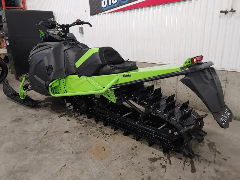 2018 Arctic Cat M8000 153