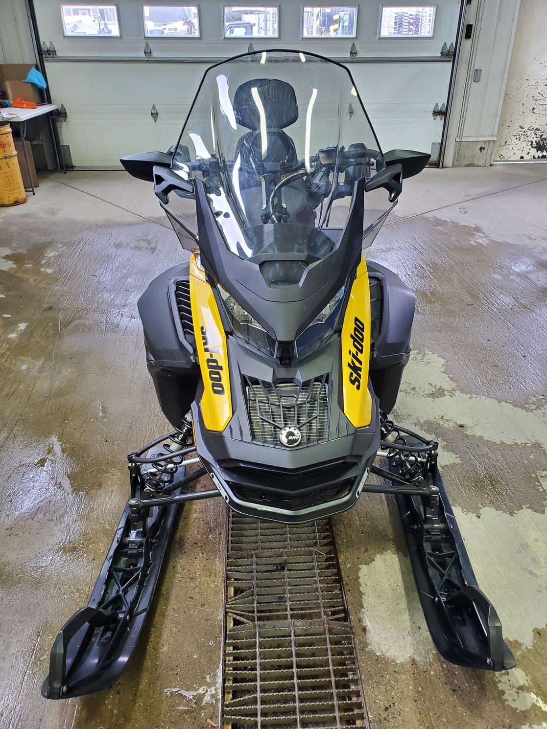 Used 2022 SkiDoo Expedition LE 600 ETEC in MontLaurier F. Constantineau