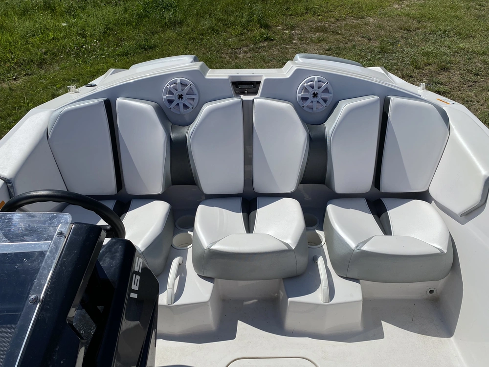 2018 Scarab 165 alt