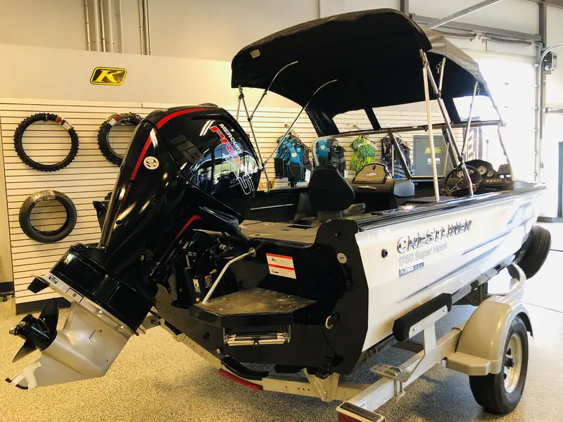 2022 Crestliner 1750 SUPER HAWK ( NEUF ) PLATINUM EDITION