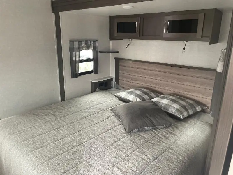 2021 Forest River ROULOTTE FLT826MBR