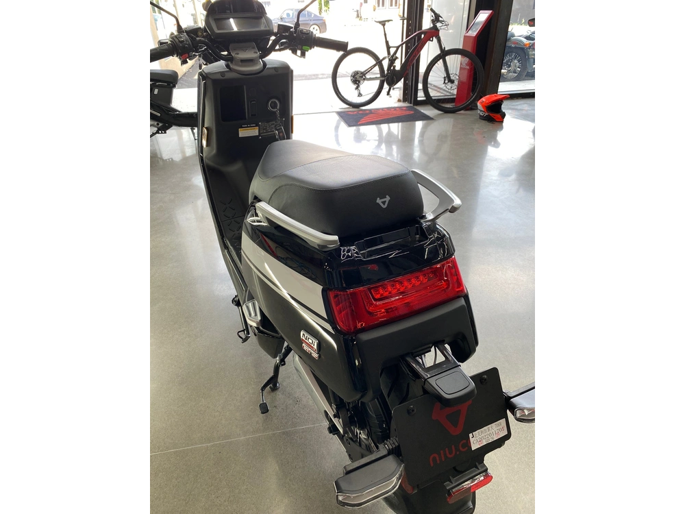 2022 Niu Nqi Gts Pro alt