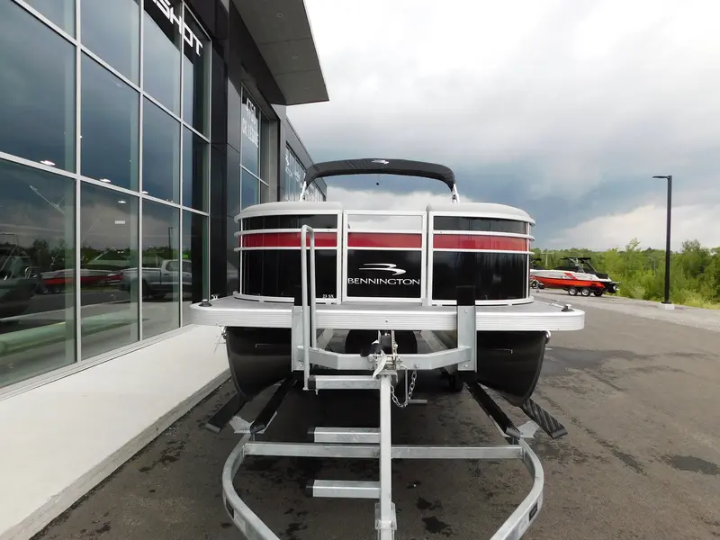 2023 Bennington 23 SX Cruise 3 Gate