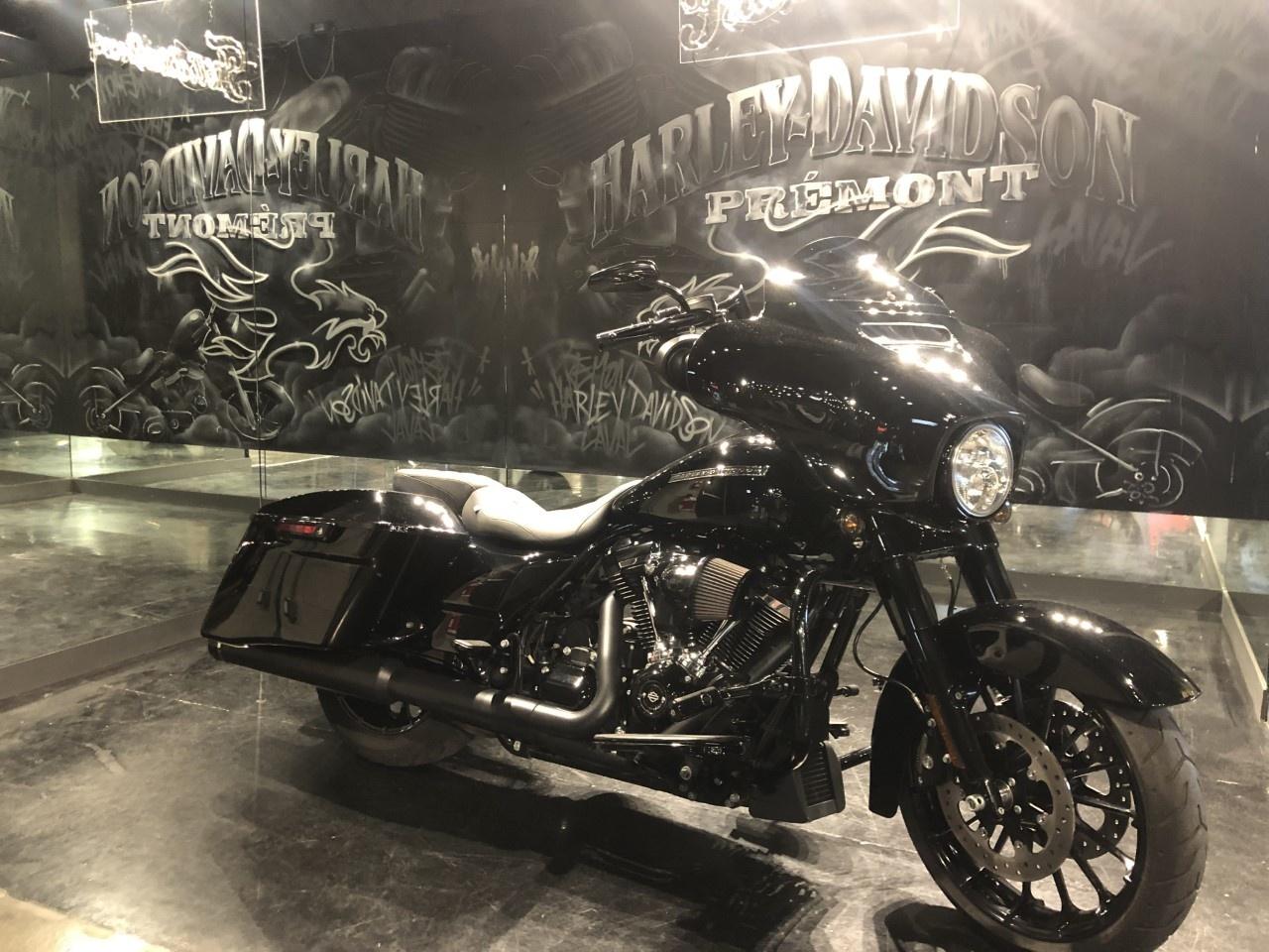 Harley-Davidson FLHXS Street Glide Special 2019