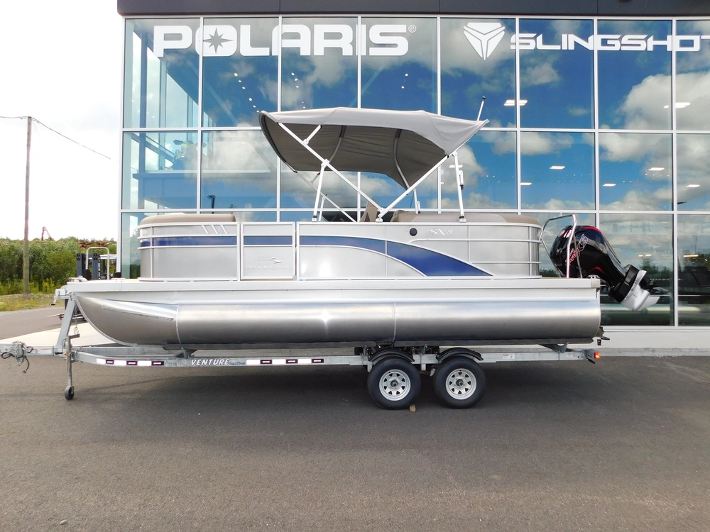 Bennington 21 Sx Stern Radius 9 000$ De Réduction, Offre Printanière 2023 alt