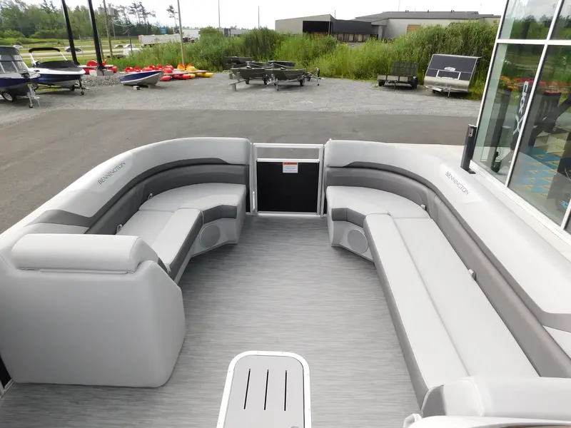 2023 Bennington 23 SX Cruise 3 Gate